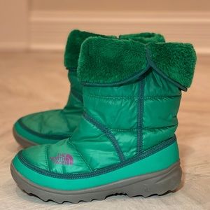 The North Face Green Boots Size 3Y